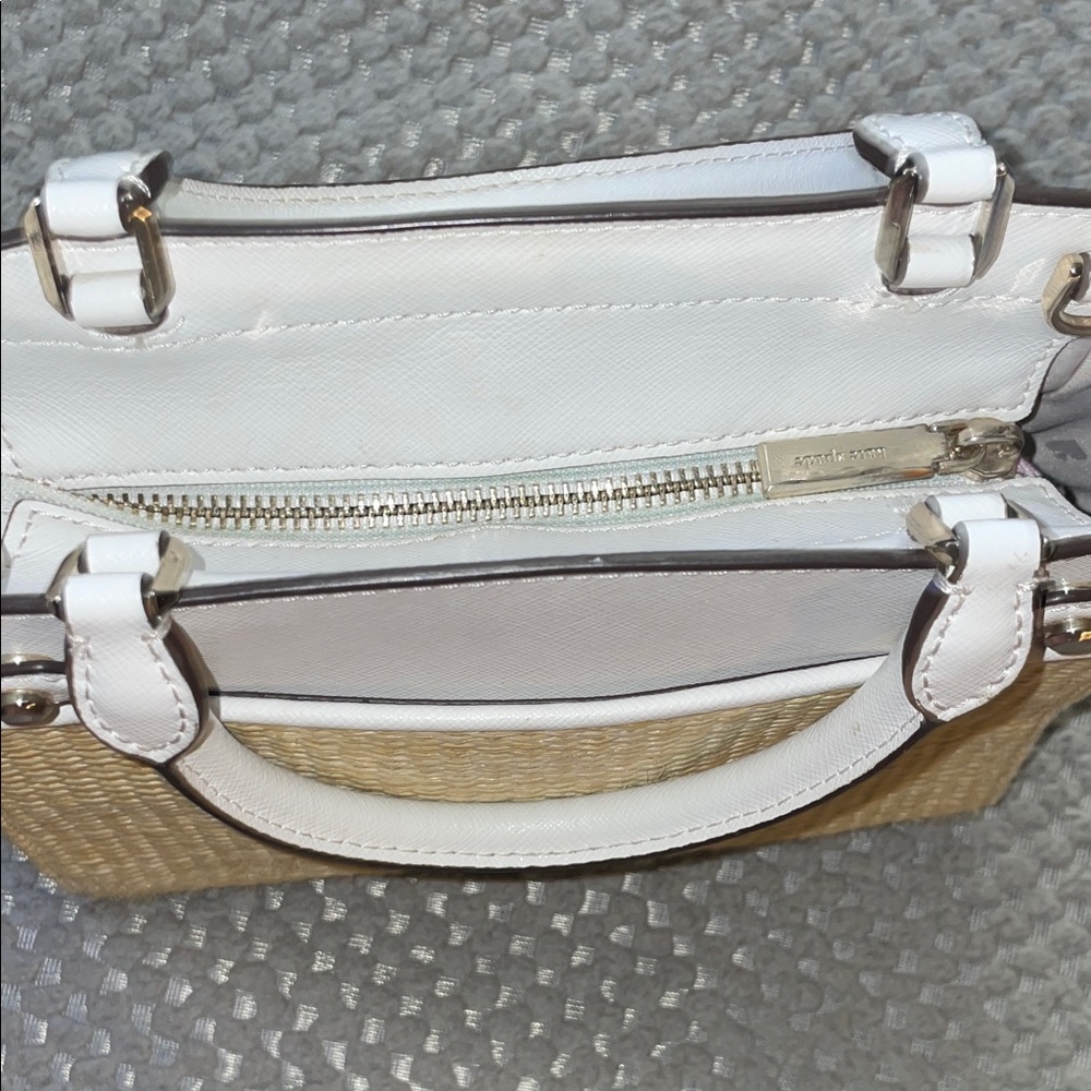 Kate Spade Stacie Tan and White Woven Satchel/Crossbody 9”H x 11”W NWT🌸🌼 - Picture 12 of 15
